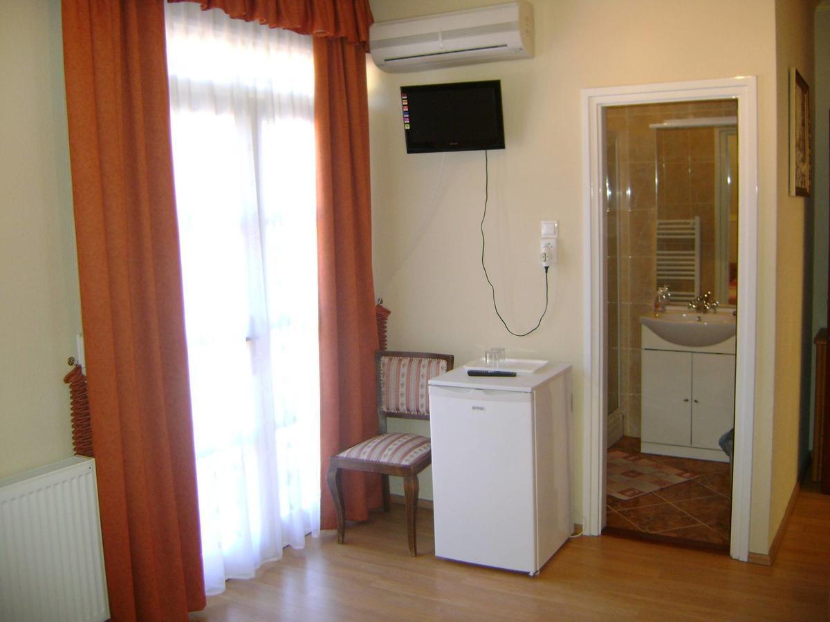 Villa Mikes Siofok Luaran gambar